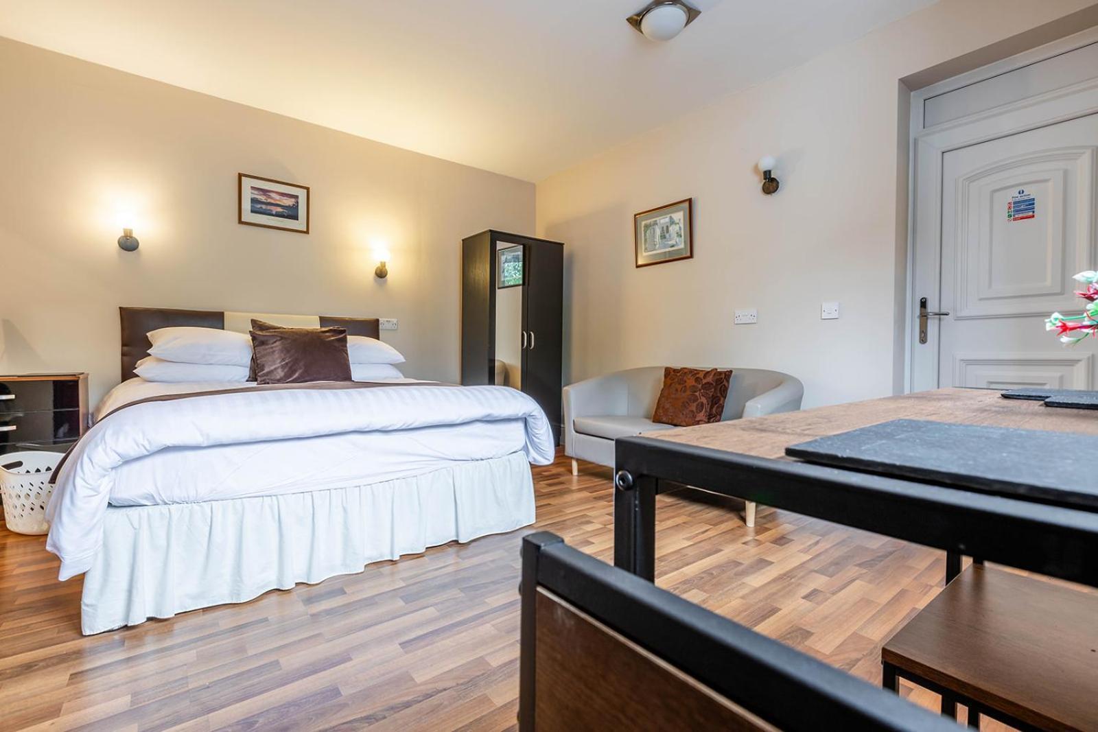 Windermere Studio Rooms - With Free Car Parking Onsite Luaran gambar
