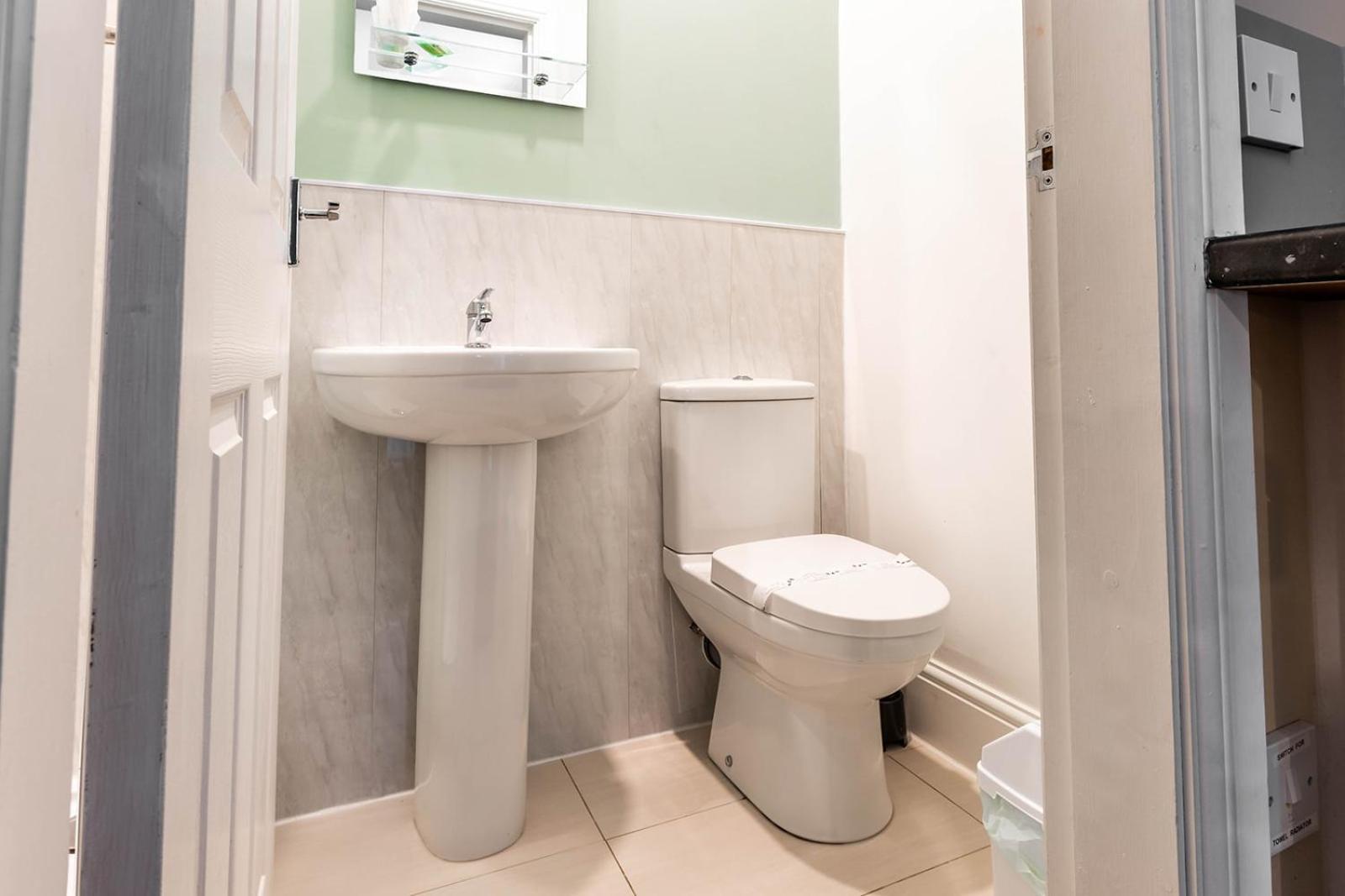 Windermere Studio Rooms - With Free Car Parking Onsite Luaran gambar
